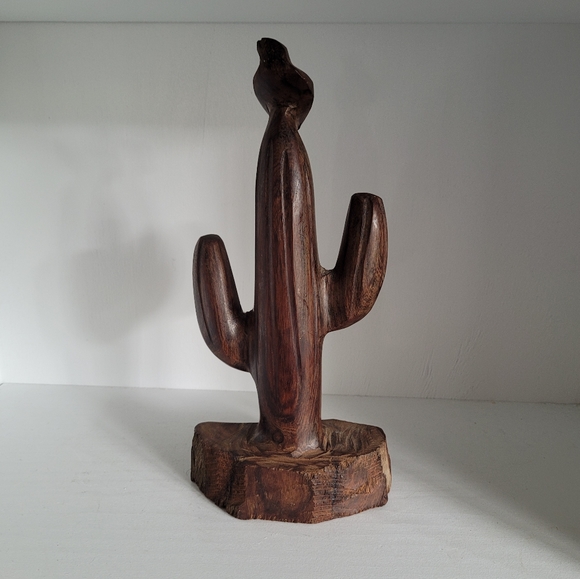 Vintage Mid-Century Large Carved Ironwood Saguaro Cactus with Bird of Prey/Hawk - Picture 4 of 16